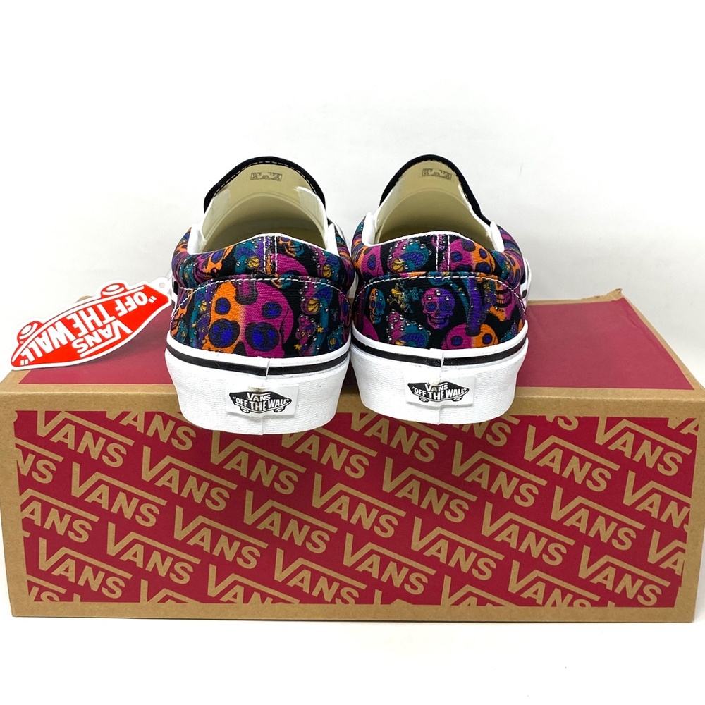 VANS Classic Slip On Low Top Black Multi Canvas Women Sneakers Size VN0A7Q5D0ZB - Picture 9 of 12